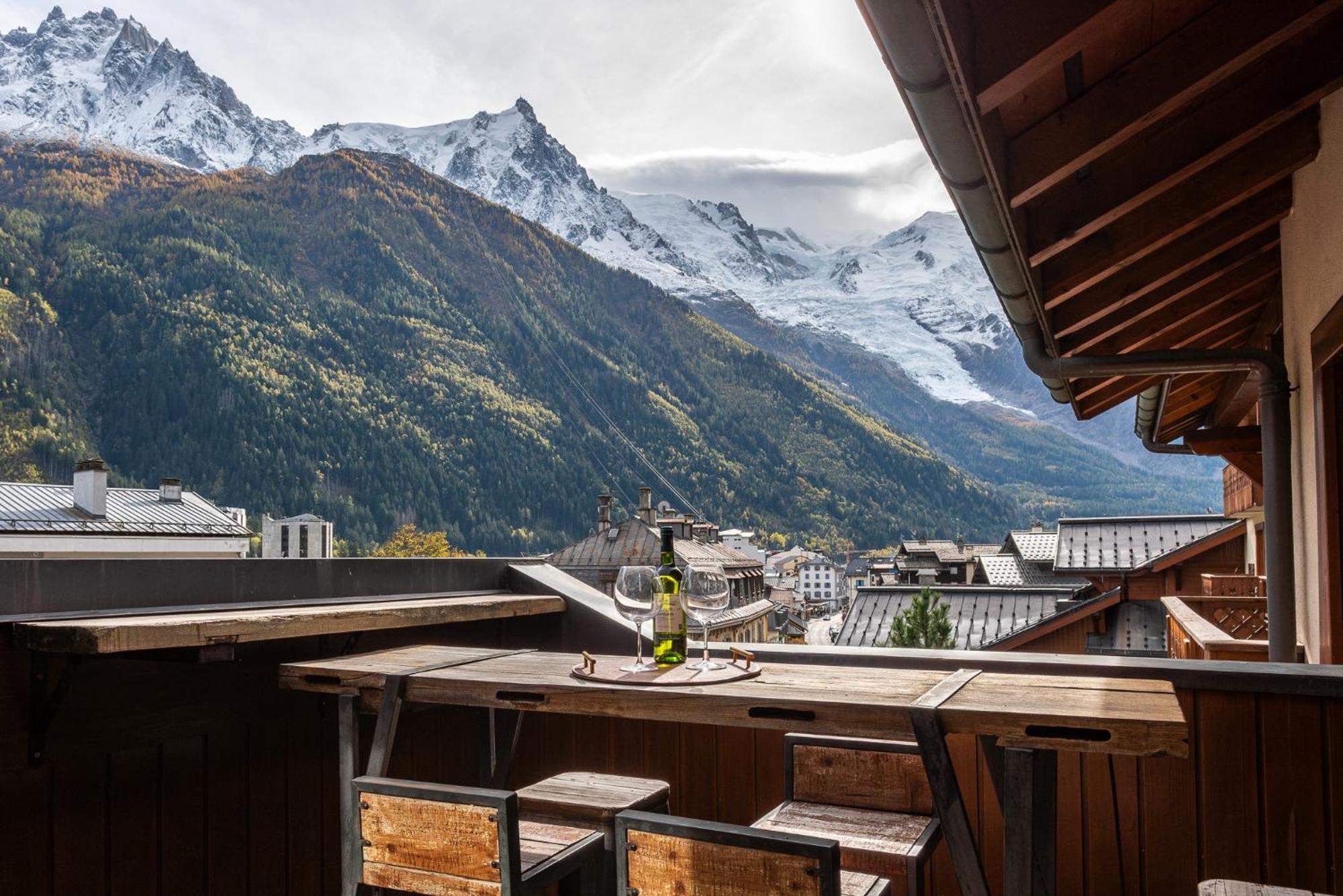 Apartment Longview - Alpes Travel - Central Chamonix - Sleeps 8 Buitenkant foto