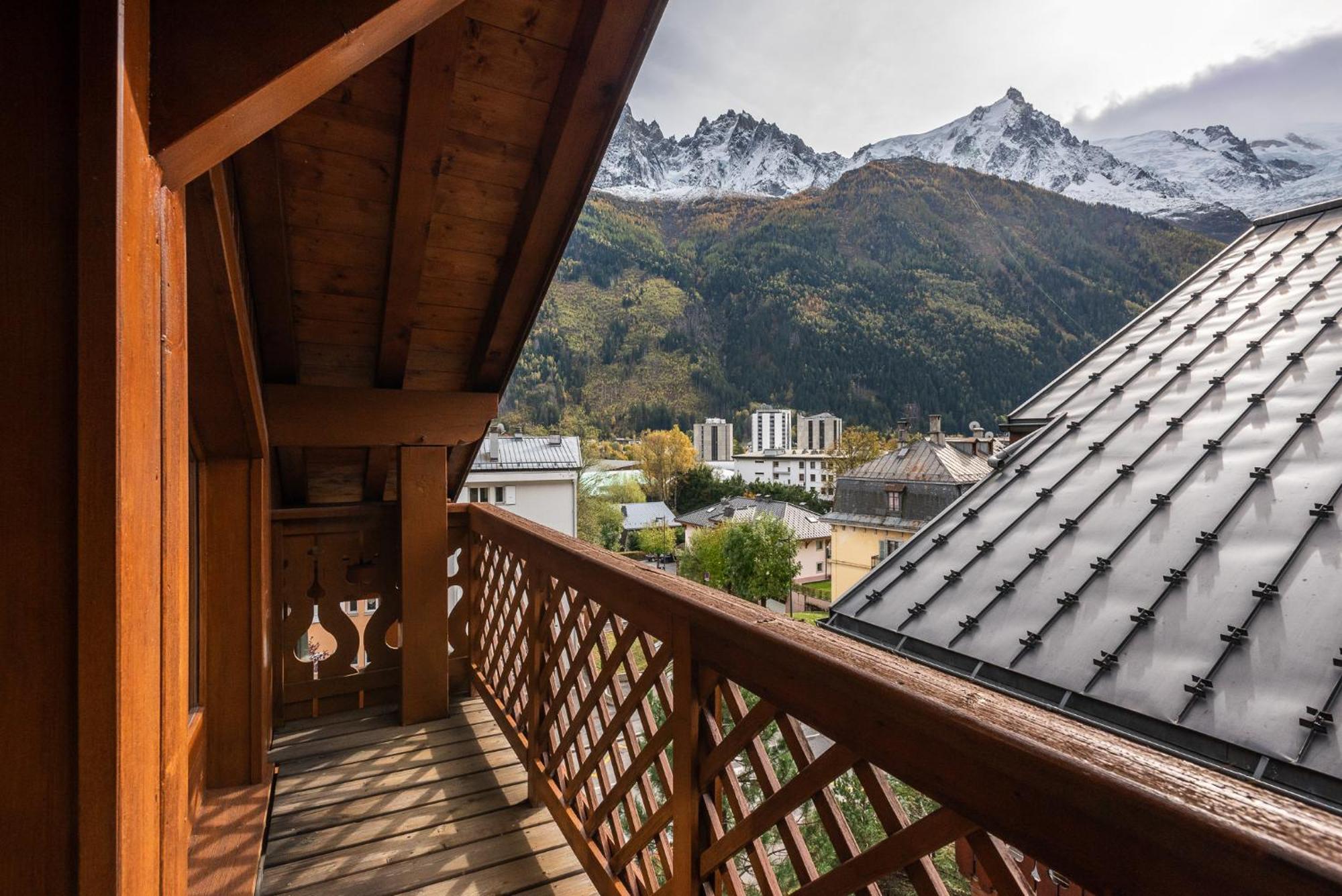 Apartment Longview - Alpes Travel - Central Chamonix - Sleeps 8 Buitenkant foto