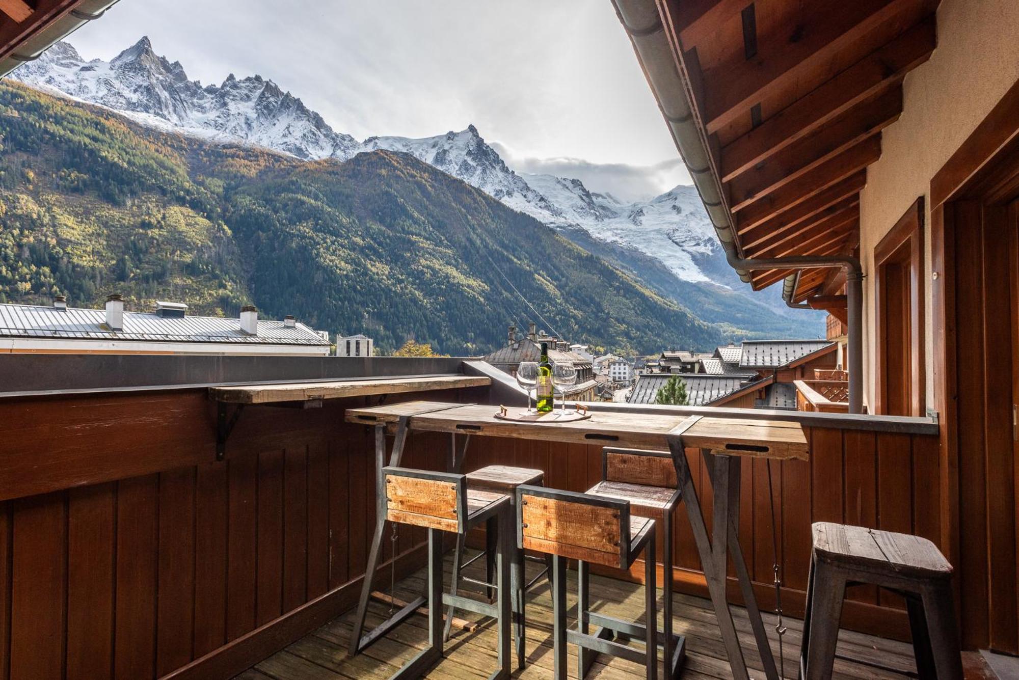 Apartment Longview - Alpes Travel - Central Chamonix - Sleeps 8 Buitenkant foto