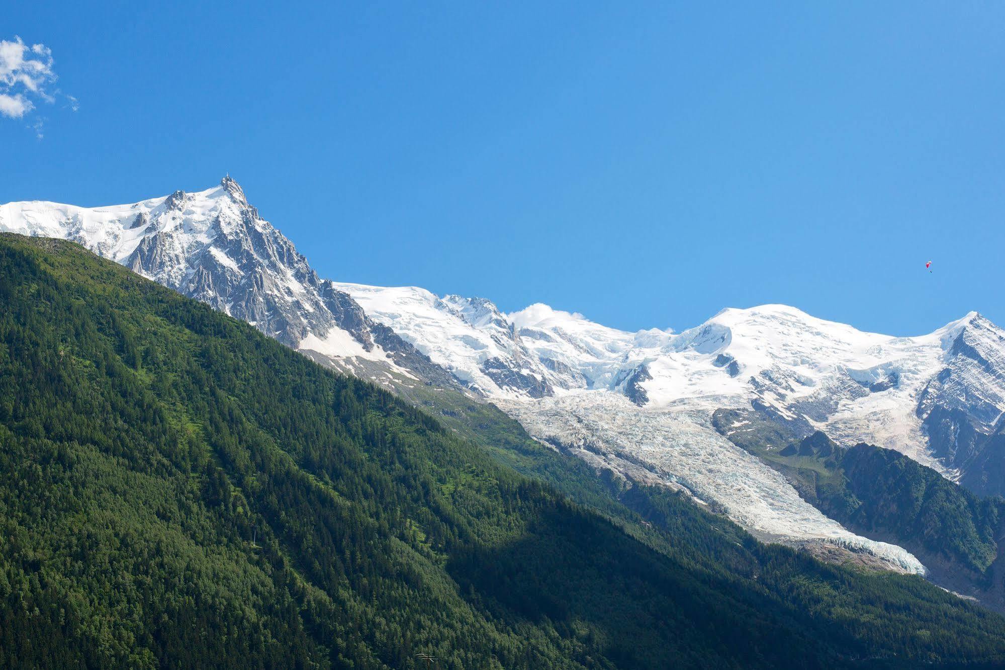 Apartment Longview - Alpes Travel - Central Chamonix - Sleeps 8 Buitenkant foto