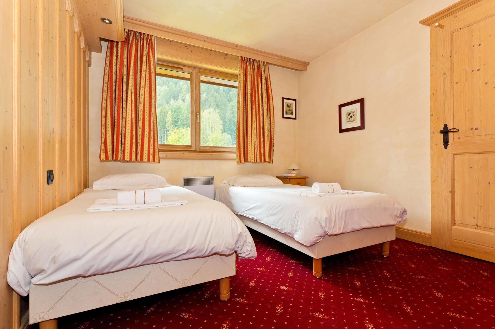 Apartment Longview - Alpes Travel - Central Chamonix - Sleeps 8 Buitenkant foto